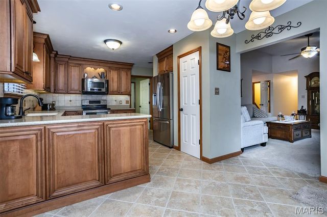 109 Sherryl Court, O'fallon, IL 62269