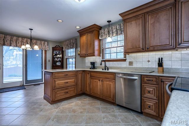 109 Sherryl Court, O'fallon, IL 62269