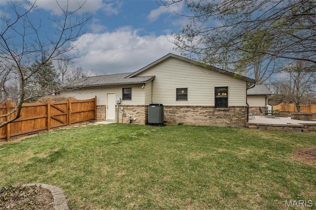 109 Sherryl Court, O'fallon, IL 62269