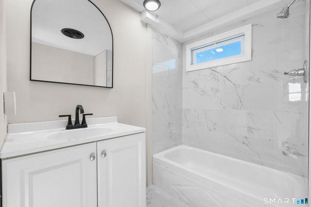 44 Linden Avenue North, Westbrook, CT 06498