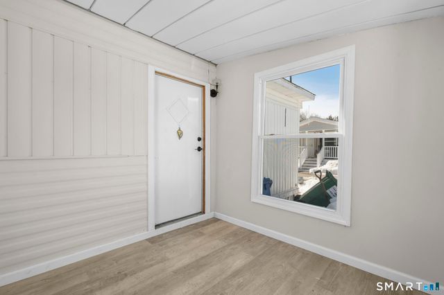 44 Linden Avenue North, Westbrook, CT 06498