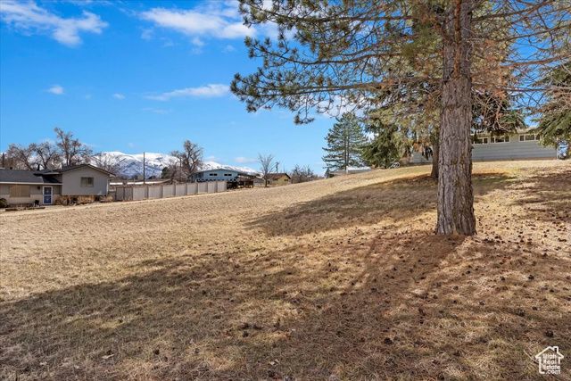 445 W 5100 S, Washington Terrace, UT 84405
