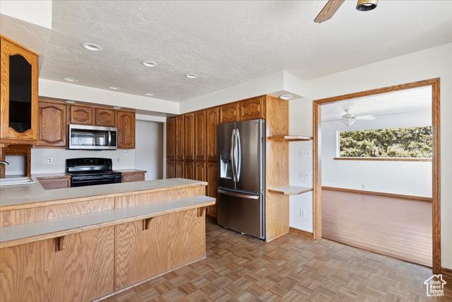 445 W 5100 S, Washington Terrace, UT 84405