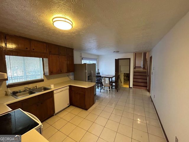 5778 Northfield Drive, Ellenwood, GA 30294