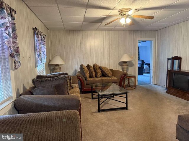 9028 SAINT ANTHONYS RD, King George, VA 22485