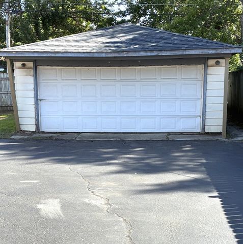 14315 Dobson Avenue, Dolton, IL 60419