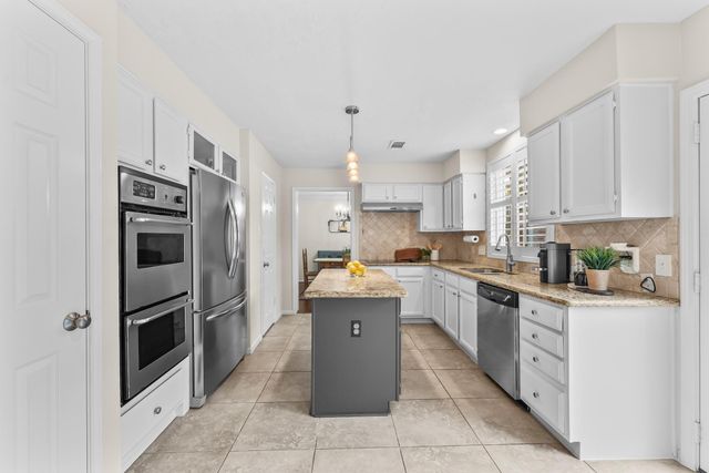 1546 Beaconshire Road, Houston, TX 77077