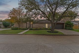 1546 Beaconshire Road, Houston, TX 77077