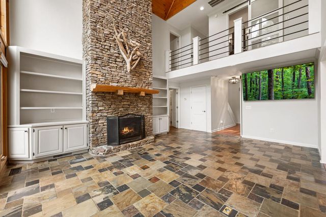 124 River Oaks Terrace, Ellijay, GA 30540