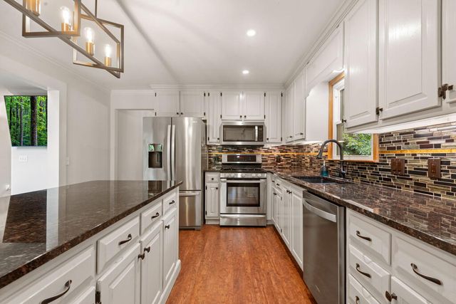 124 River Oaks Terrace, Ellijay, GA 30540