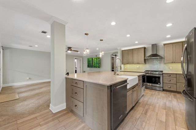 124 River Oaks Terrace, Ellijay, GA 30540