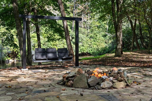 124 River Oaks Terrace, Ellijay, GA 30540