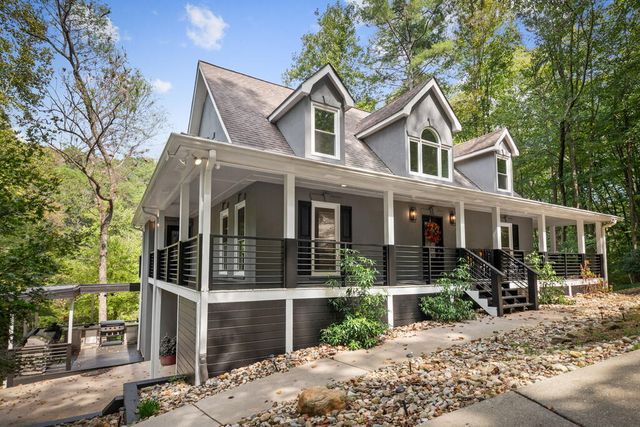 124 River Oaks Terrace, Ellijay, GA 30540