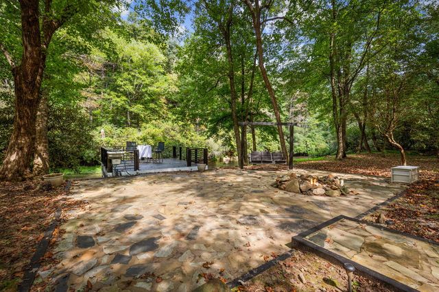 124 River Oaks Terrace, Ellijay, GA 30540