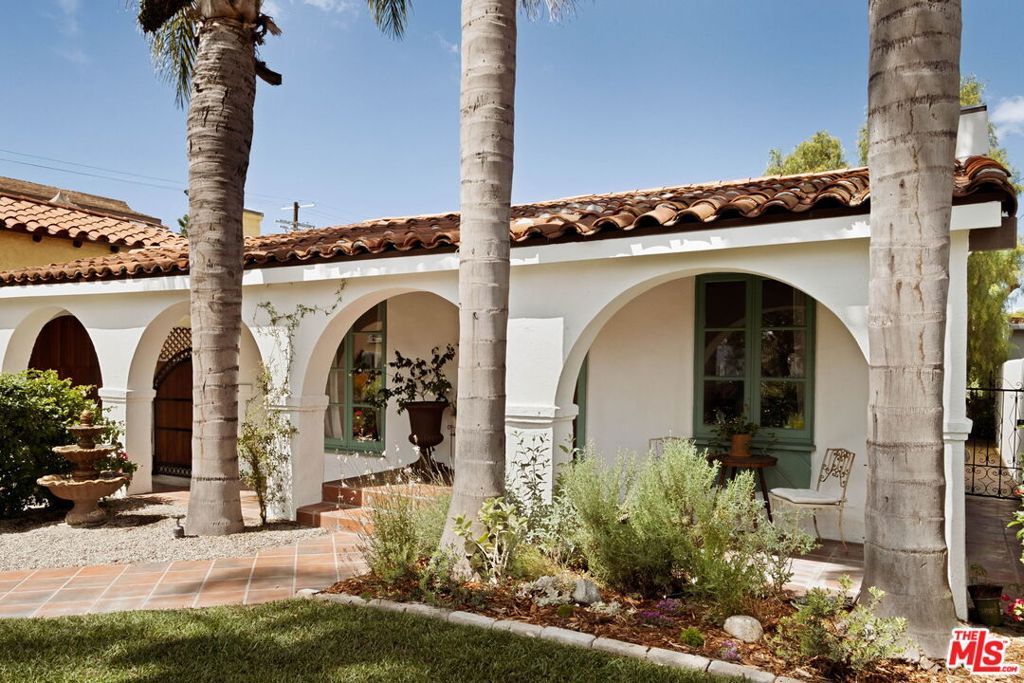 1781 S Garth Avenue, Los Angeles, CA 90035 — photo 2