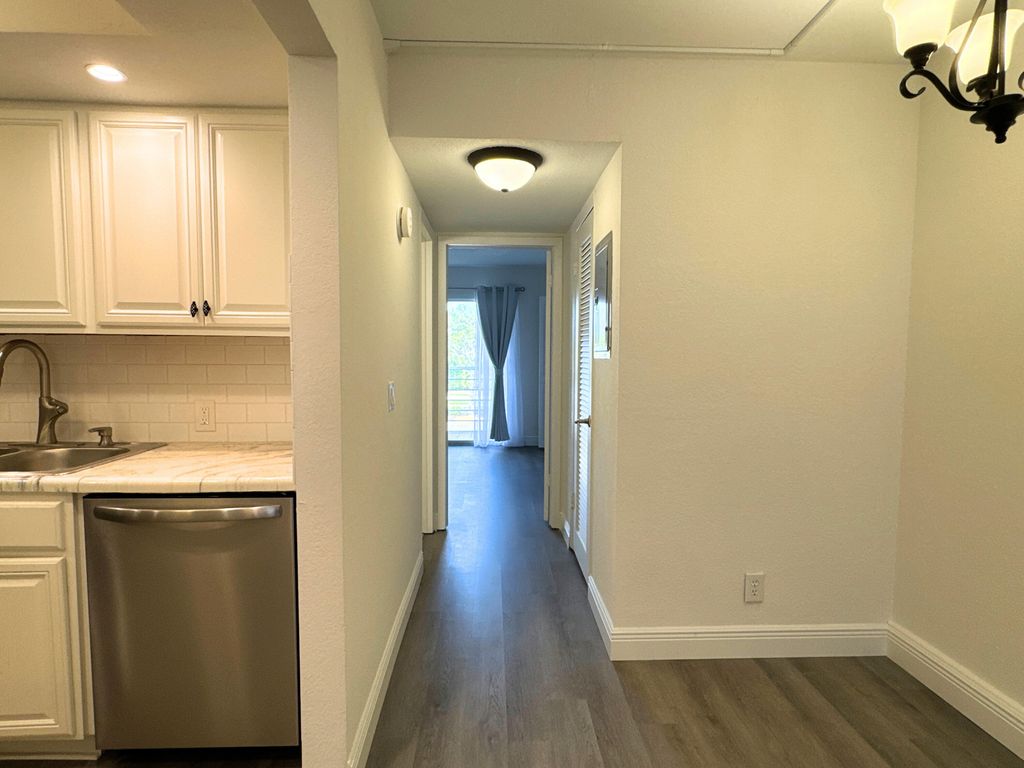 Image 15 of property listing at 484 Mansfield L, Boca Raton, FL 33434