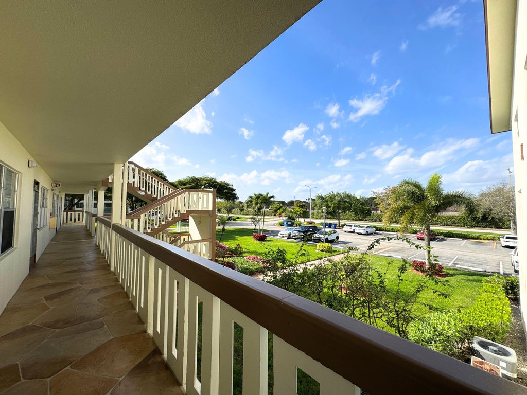 Image 31 of property listing at 484 Mansfield L, Boca Raton, FL 33434