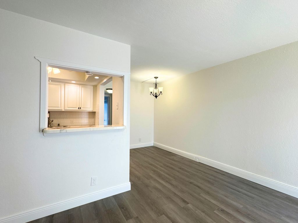 Image 8 of property listing at 484 Mansfield L, Boca Raton, FL 33434