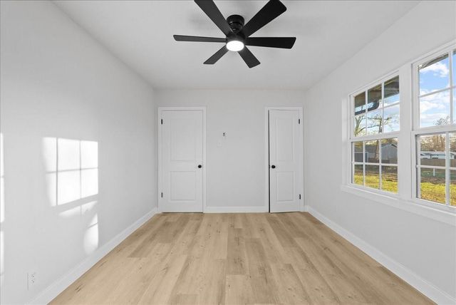 122 N Holly Drive, Baytown, TX 77520