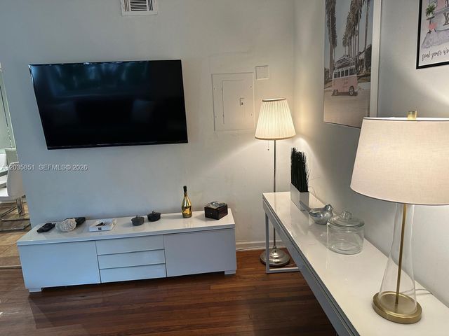 1515 W Ave 1 1, Miami Beach, FL 33139