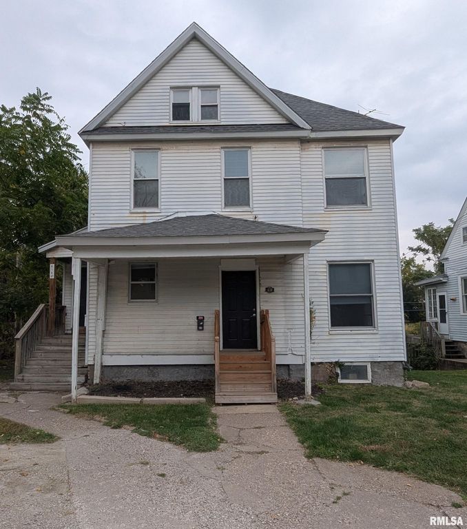 618 DOUGLAS Court, Davenport, IA 52803