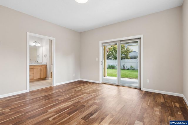 1277 Robert St, Woodburn, OR 97071