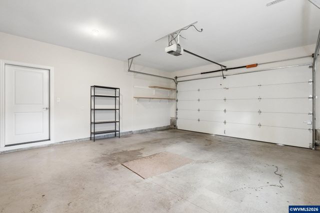 1277 Robert St, Woodburn, OR 97071