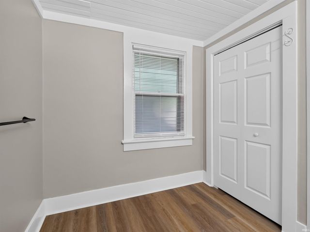 1152 W Oakdale Drive, Fort Wayne, IN 46807