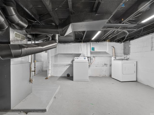 1152 W Oakdale Drive, Fort Wayne, IN 46807