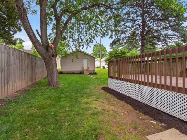 1152 W Oakdale Drive, Fort Wayne, IN 46807