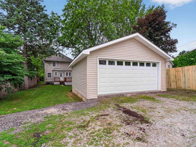 1152 W Oakdale Drive, Fort Wayne, IN 46807