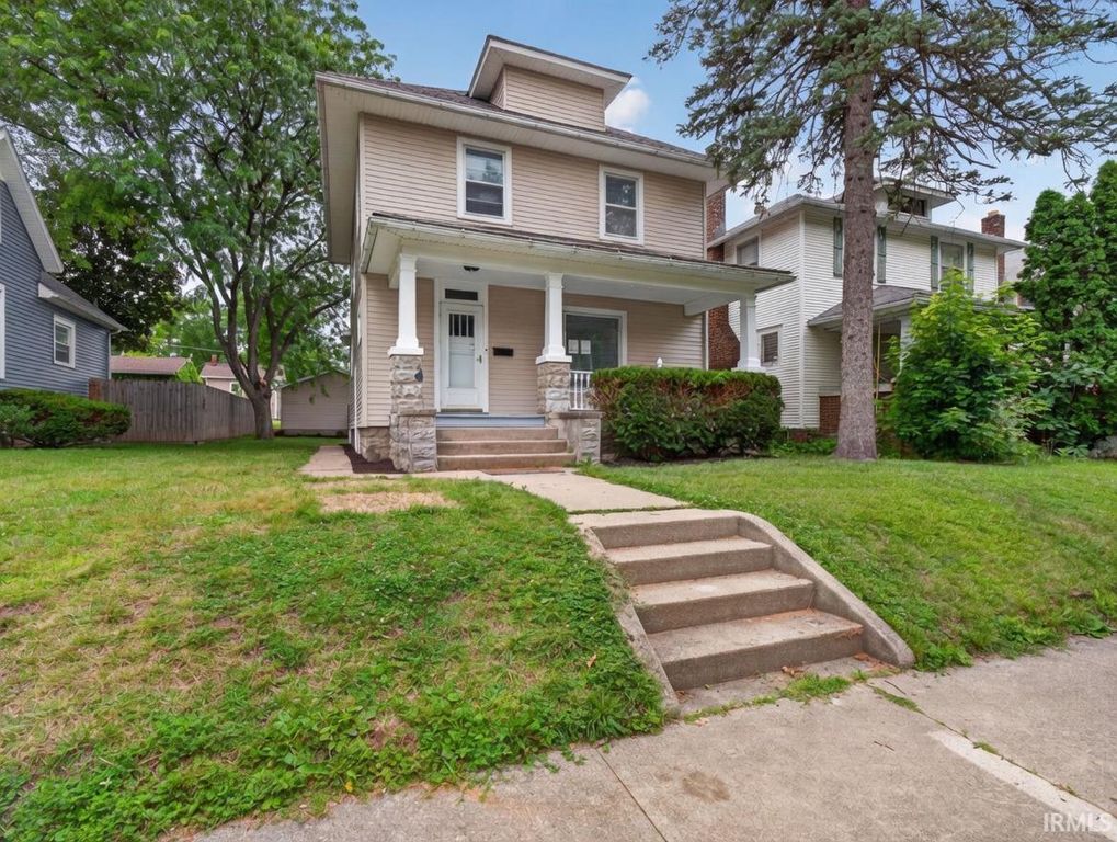 1152 W Oakdale Drive, Fort Wayne, IN 46807