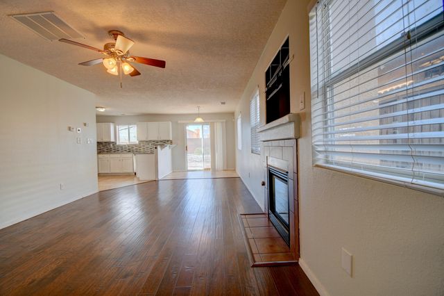 10615 Quasar Street NW, Albuquerque, NM 87114