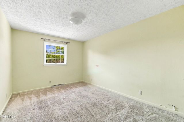 4115 Bloomingdale Road, Kingsport, TN 37660
