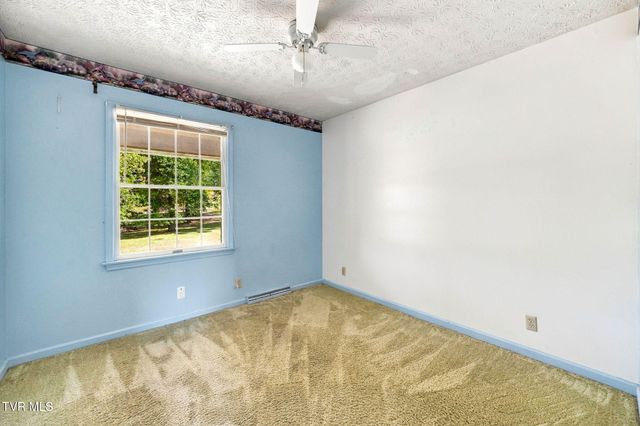 4115 Bloomingdale Road, Kingsport, TN 37660