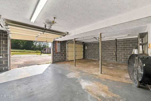4115 Bloomingdale Road, Kingsport, TN 37660