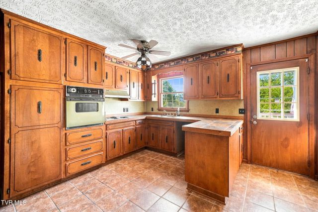 4115 Bloomingdale Road, Kingsport, TN 37660