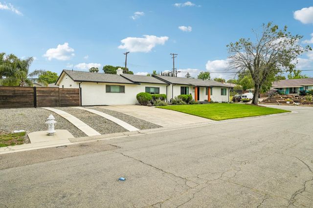 5250 Sonora Way, Carmichael, CA 95608