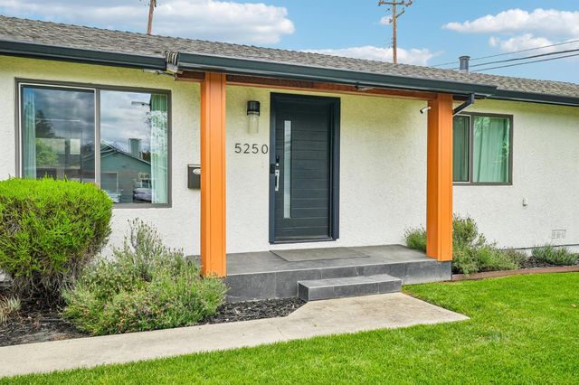 5250 Sonora Way, Carmichael, CA 95608