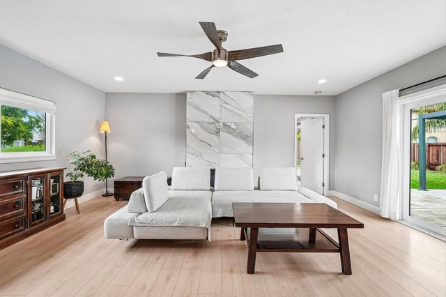 5250 Sonora Way, Carmichael, CA 95608