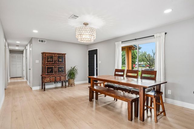 5250 Sonora Way, Carmichael, CA 95608