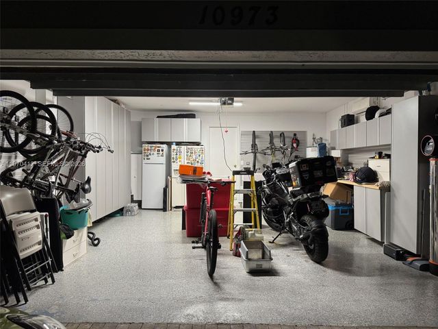 10973 NW 53rd Ln, Doral, FL 33178