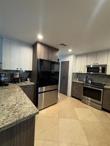 10973 NW 53rd Ln, Doral, FL 33178