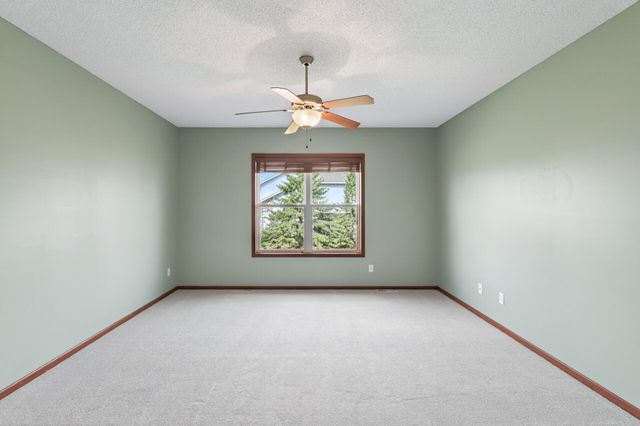 17281 Eagleview Drive 197, Farmington, MN 55024