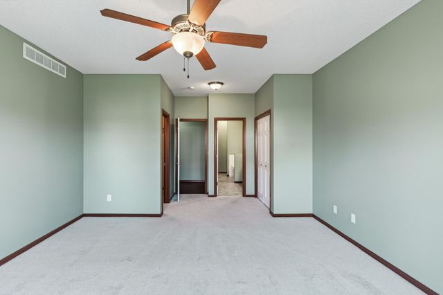 17281 Eagleview Drive 197, Farmington, MN 55024