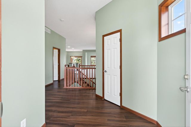 17281 Eagleview Drive 197, Farmington, MN 55024