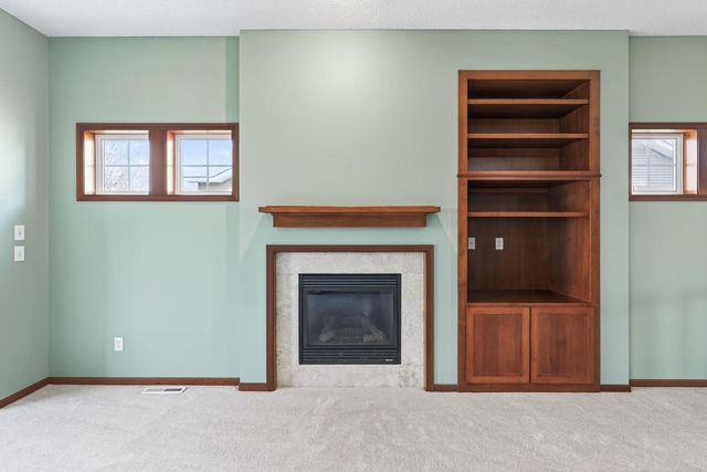 17281 Eagleview Drive 197, Farmington, MN 55024
