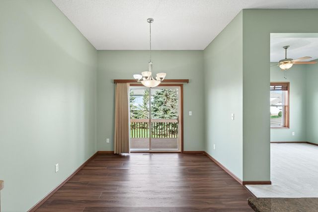 17281 Eagleview Drive 197, Farmington, MN 55024