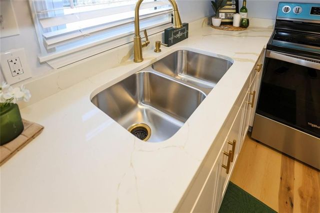 1745 Rockbridge NW Road, Conyers, GA 30012