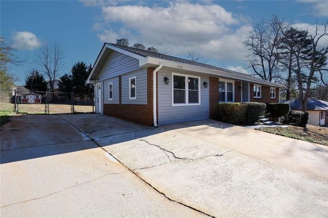 1745 Rockbridge NW Road, Conyers, GA 30012